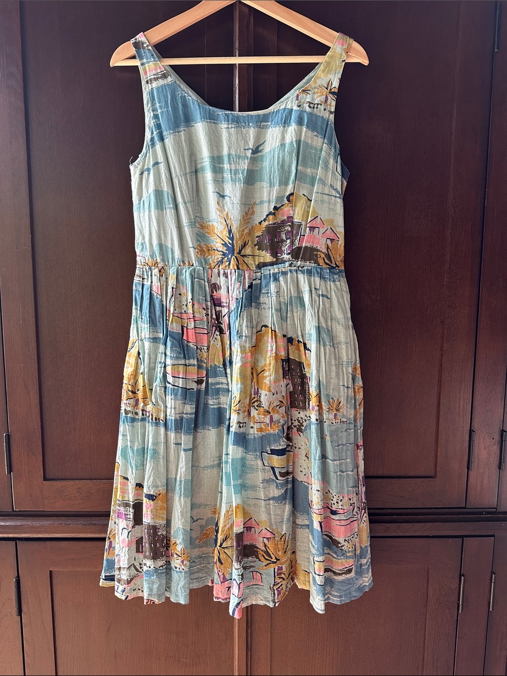 Boden Sleeveless Midi Dress in Light Blue with Yellow and Pink with Scenic Print